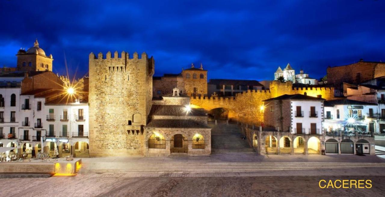 Alojamiento El Miajon De Los Castuos Valdesalor Exterior foto