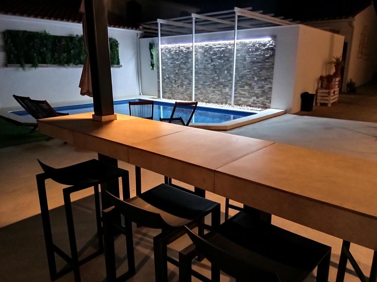 Alojamiento El Miajon De Los Castuos Valdesalor Exterior foto